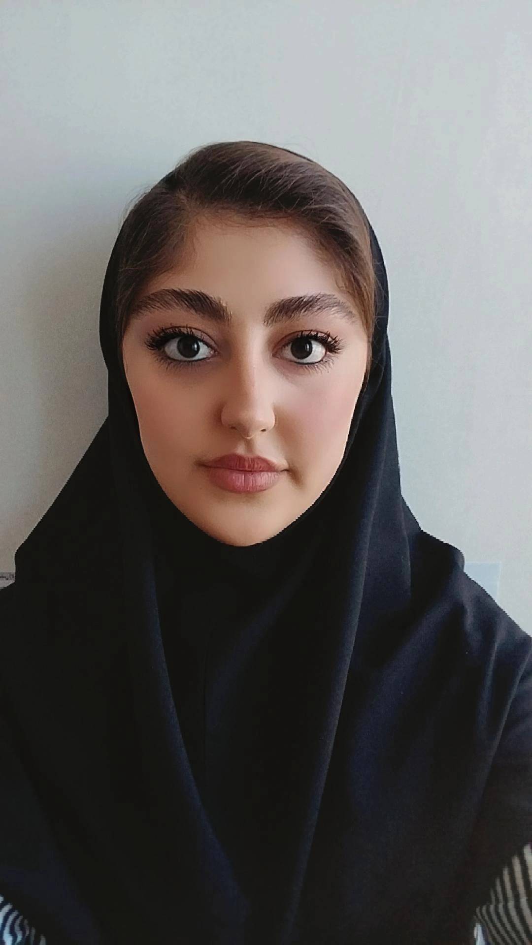 سنا عبادی